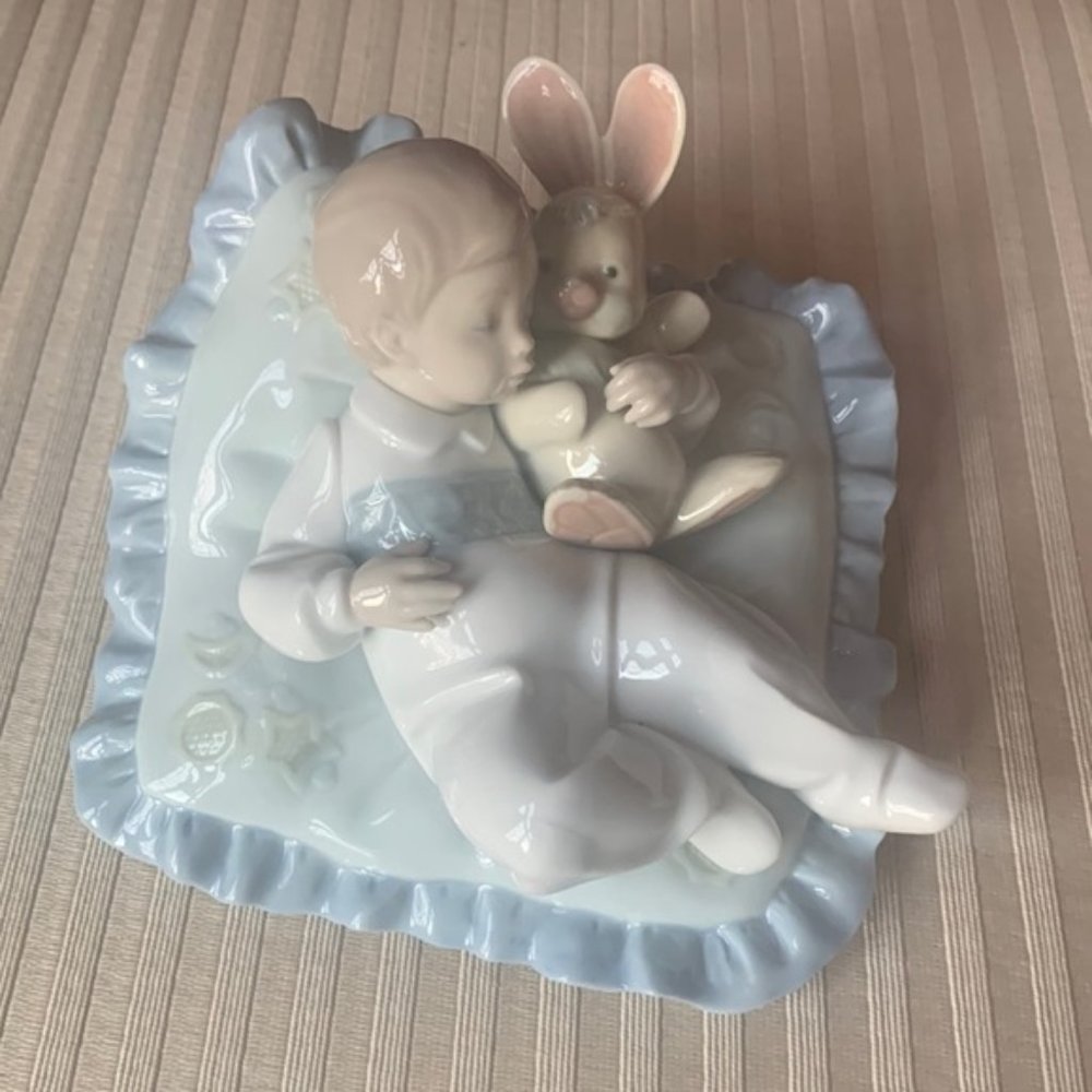 LLADRO Baby Boy "Taking A Snooze" 6791 Baby Sleeping & Bunny …
